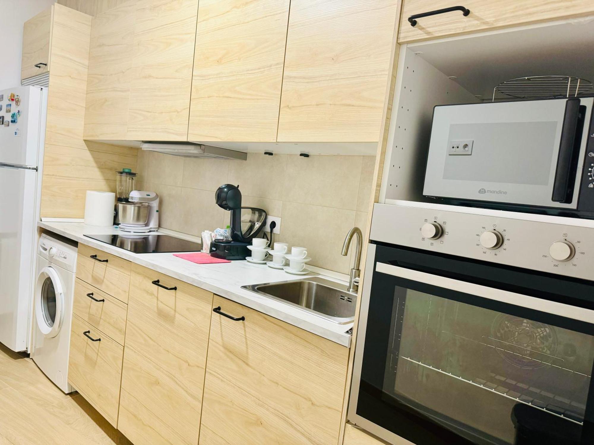 Pisos Baraja Gl Apartment Madrid Exterior photo