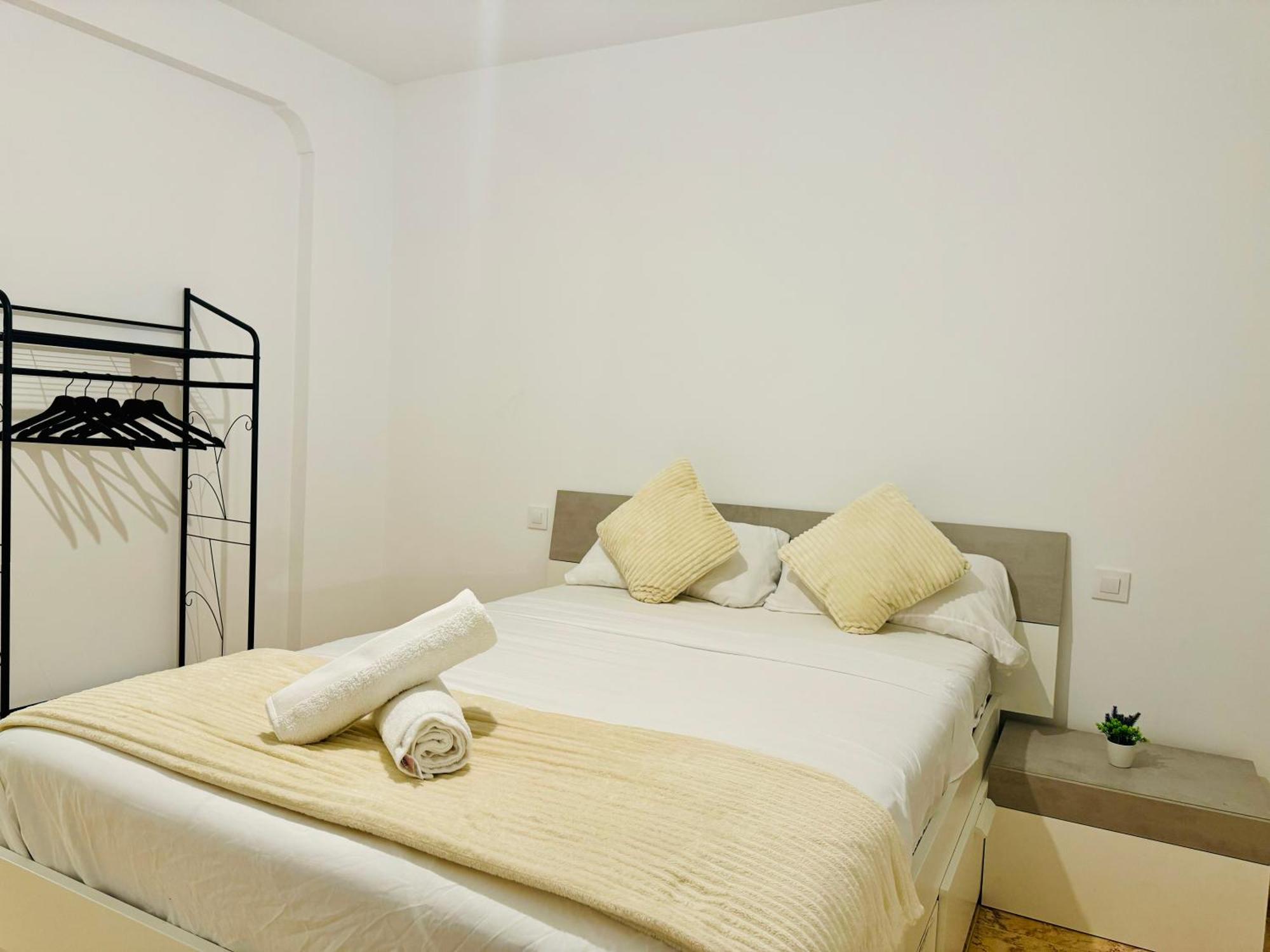 Pisos Baraja Gl Apartment Madrid Exterior photo