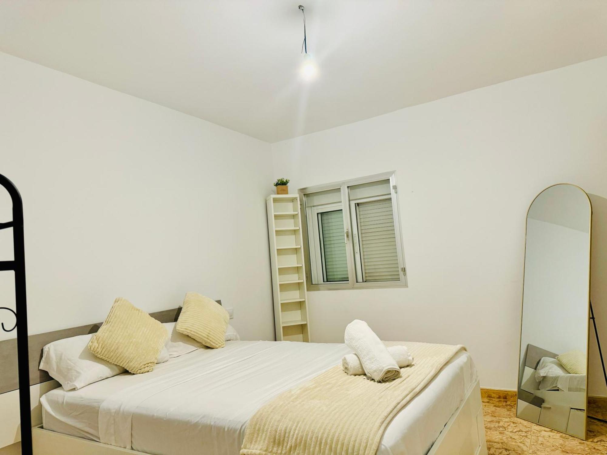 Pisos Baraja Gl Apartment Madrid Exterior photo
